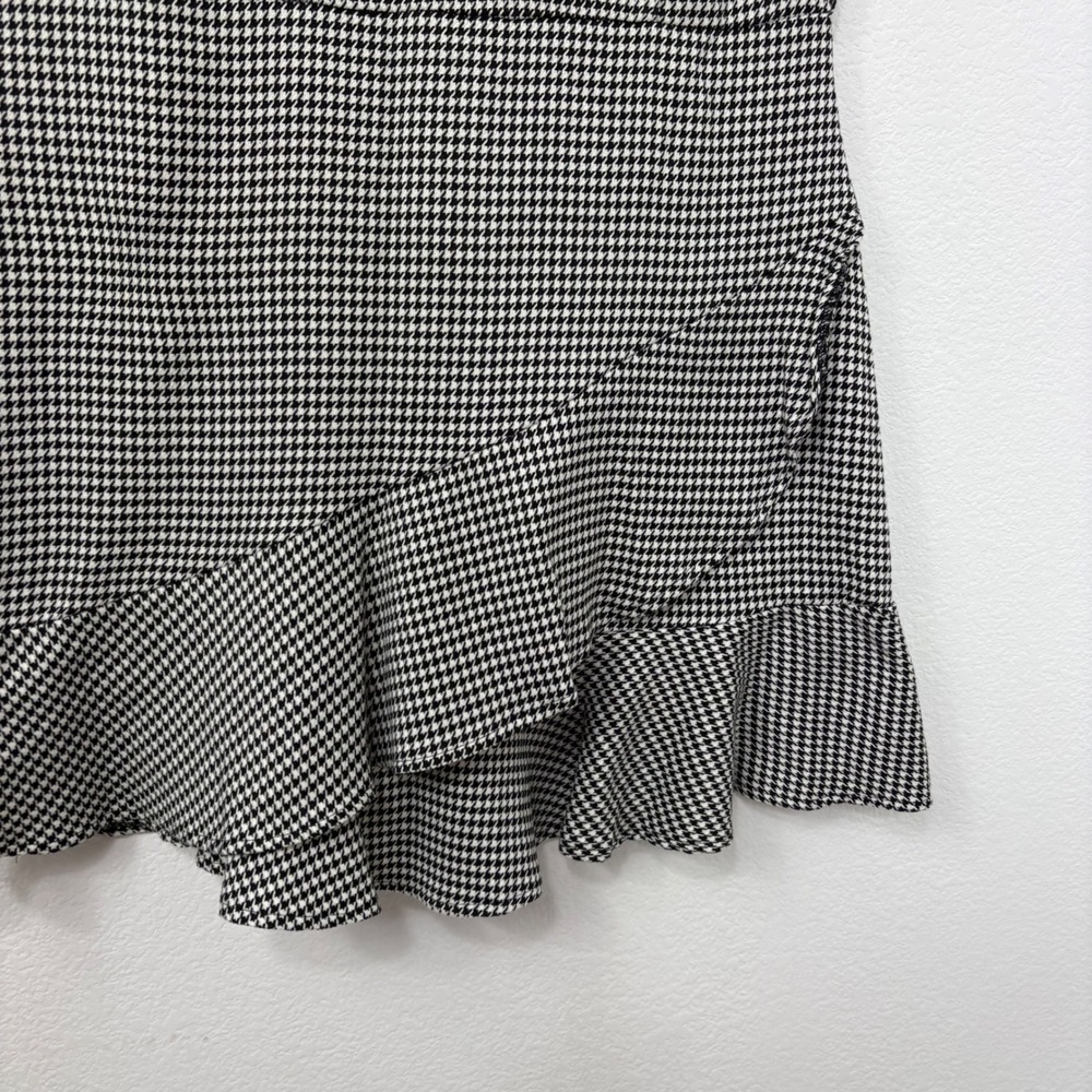 Halogen Women's Houndstooth Sleeveless Ruffle Hem Mini Dress - Size large - Picture 3 of 7